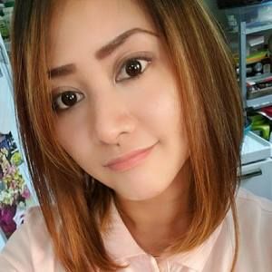 Meet your Posher, Mhae